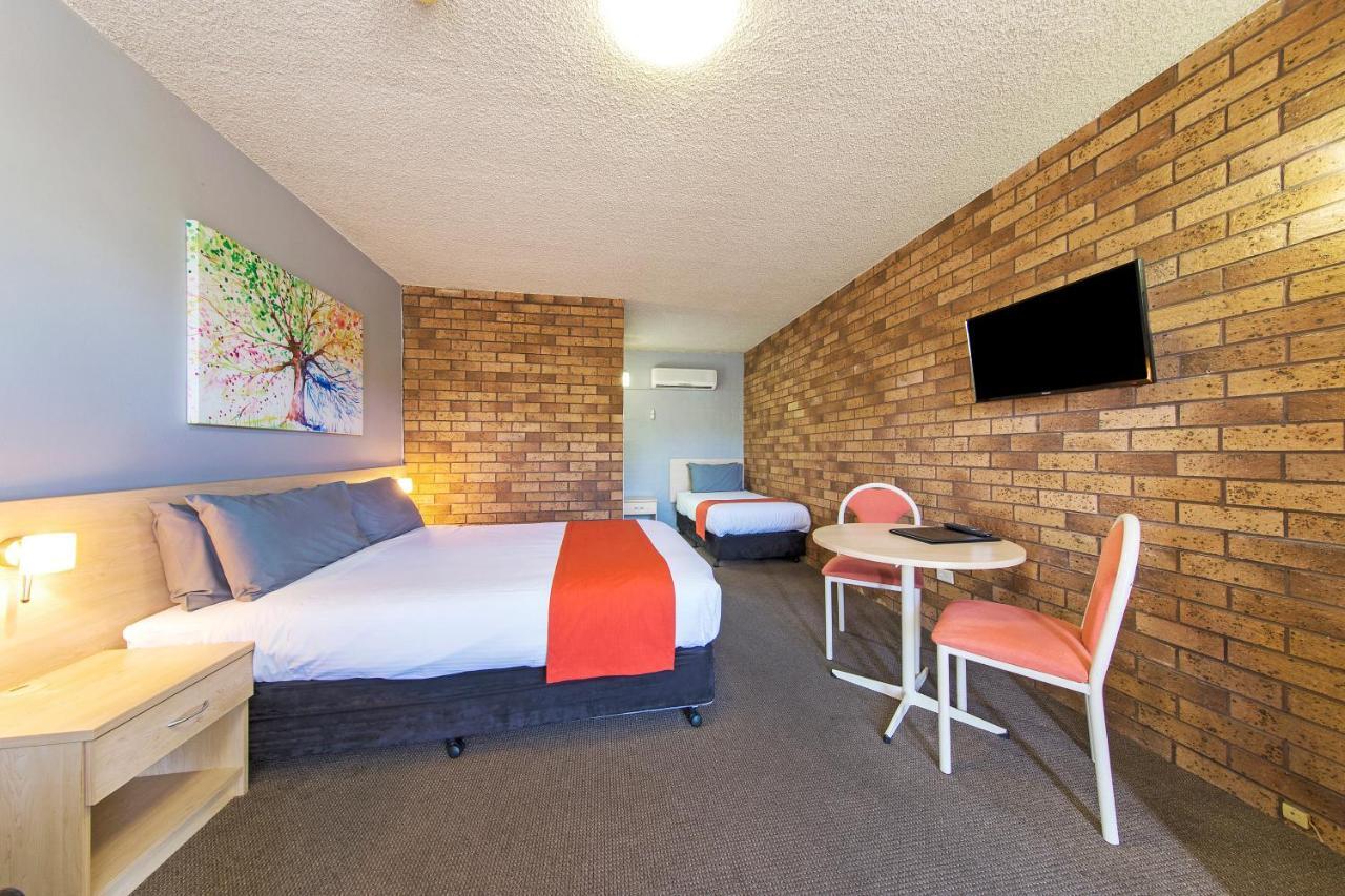Standard Triple Room - Non-Smoking
