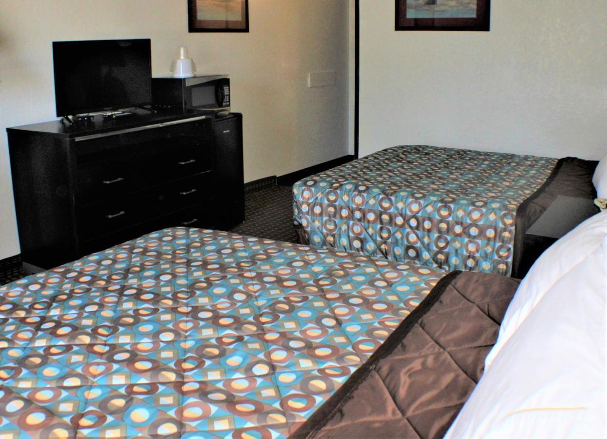Queen Room with Two Queen Beds