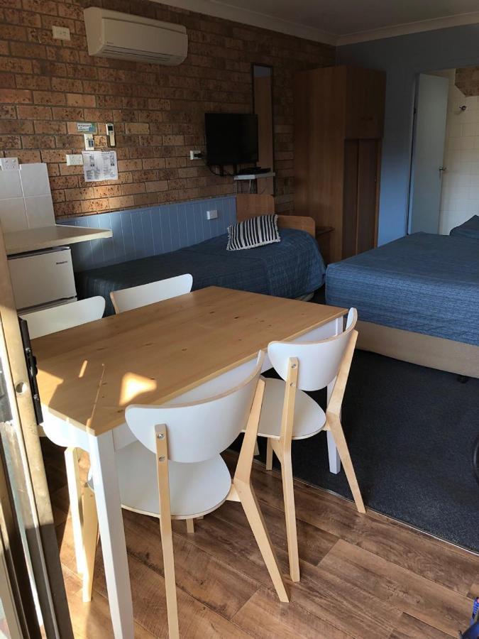 Standard Family Room,934010311:JPEG