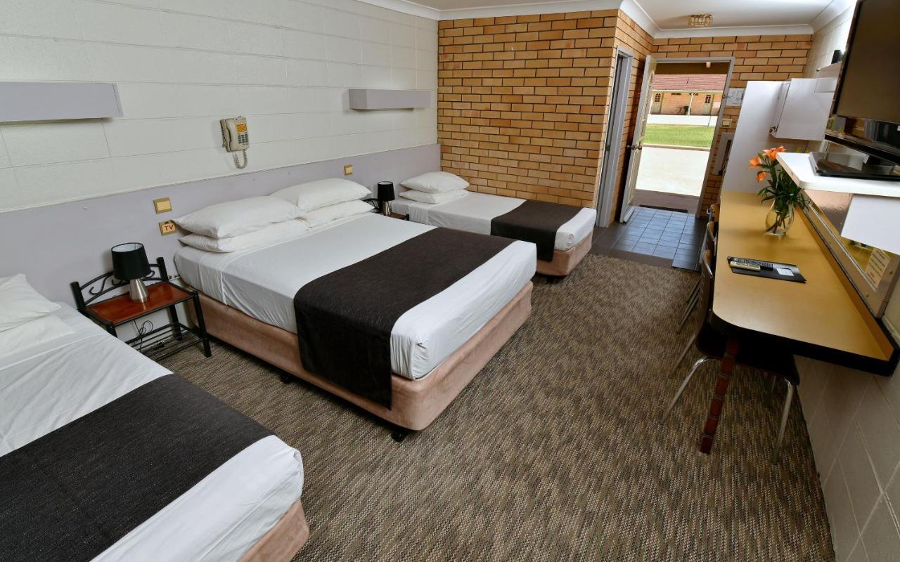 Family Room (4 Adults)