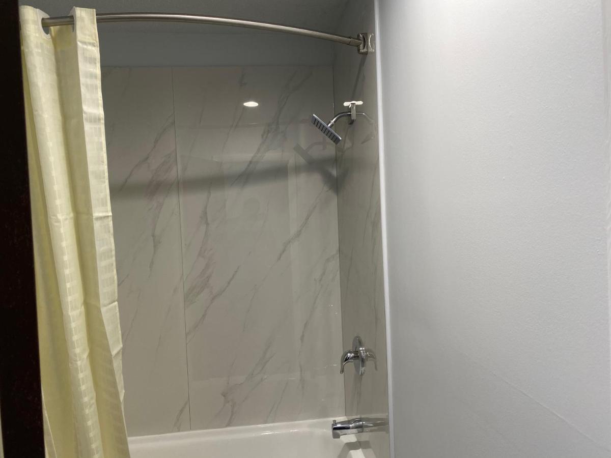 Double Room with Two Double Beds - Non-Smoking