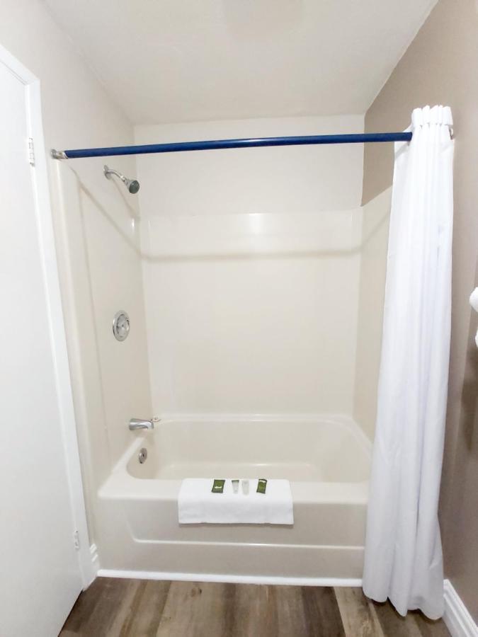 Family Suite with Spa Bath