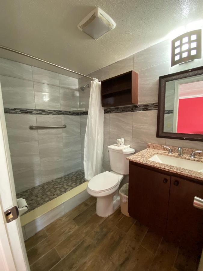 Double Room with Two Double Beds - Non-Smoking