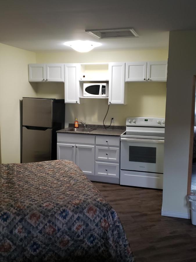 Deluxe Double Room (2 Adults + 1 Child),996743053:JPEG