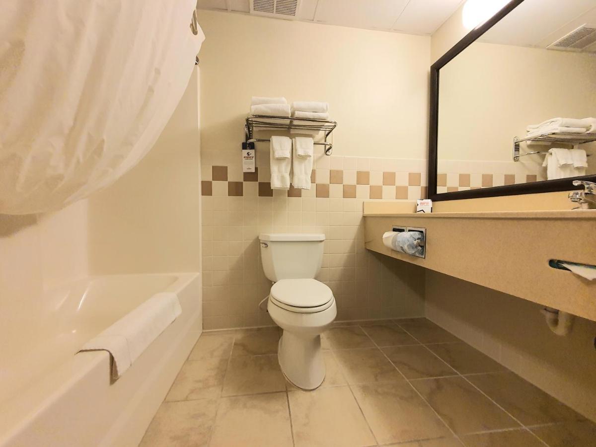 King Suite with Spa Bath