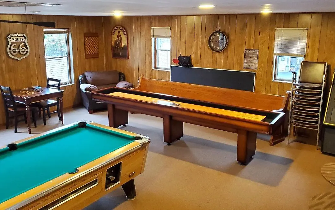 Birch Knoll Motel-1