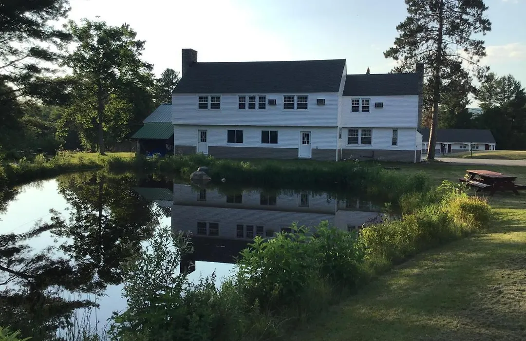 Stonybrook Motel & Lodge-1