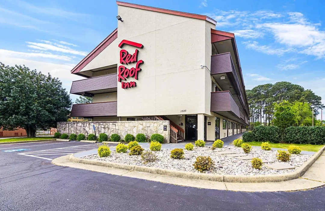 Red Roof Inn Hampton Coliseum And Convention Center-1