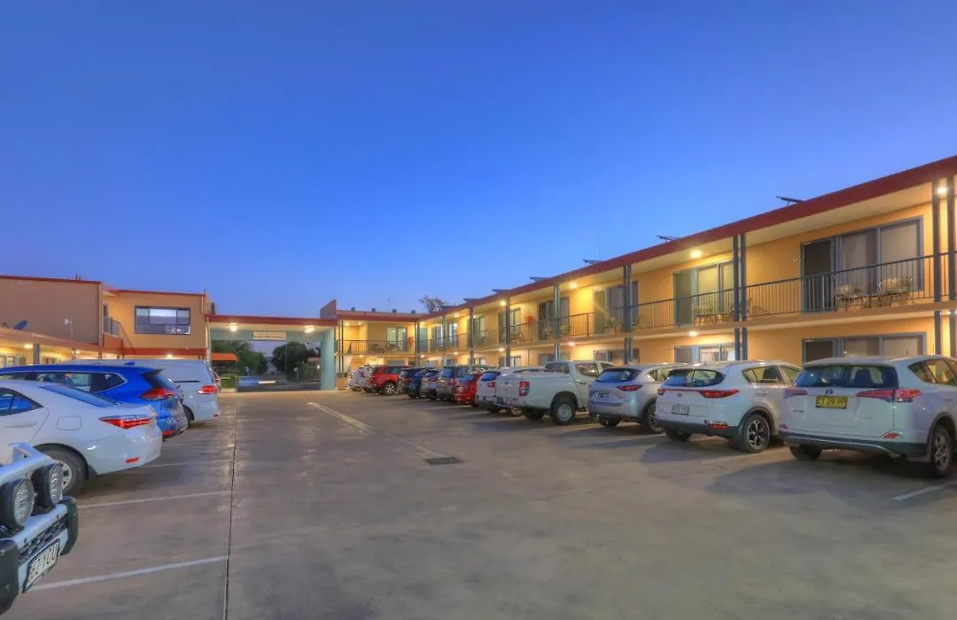 Inverell Rsm Club Motel-1
