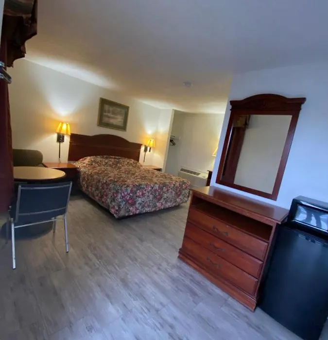 Relax Inn - Smyrna-1