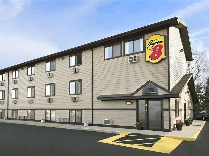 Super 8 By Wyndham Kalamazoo-1