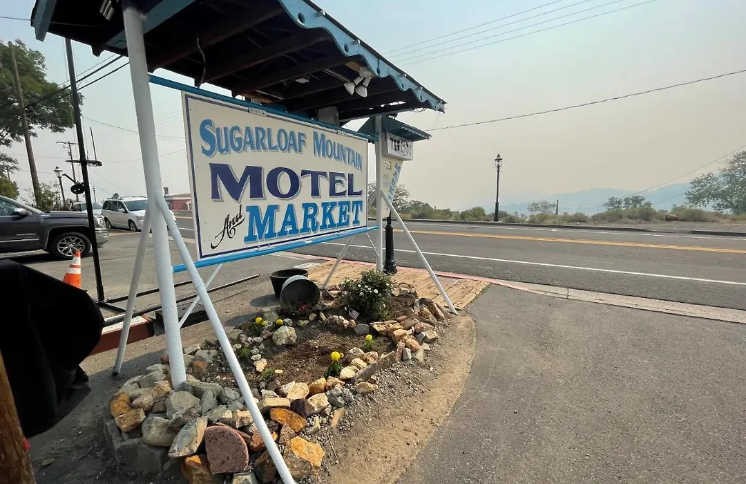 Sugarloaf Mountain Motel-1