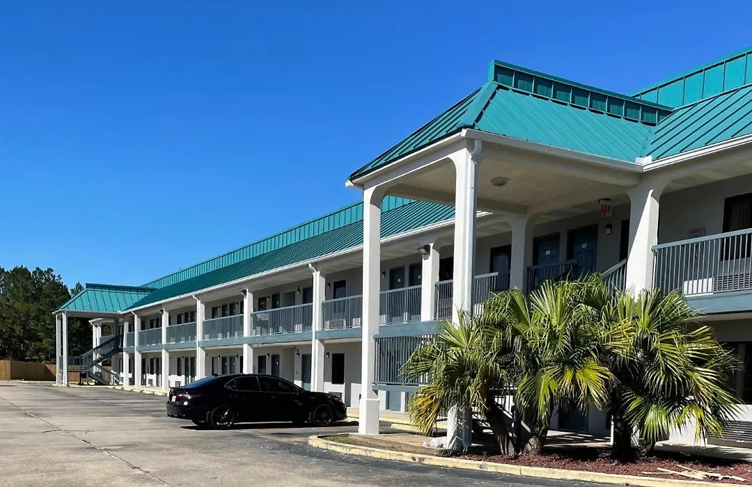 Baymont By Wyndham Biloxi - Ocean Springs-1