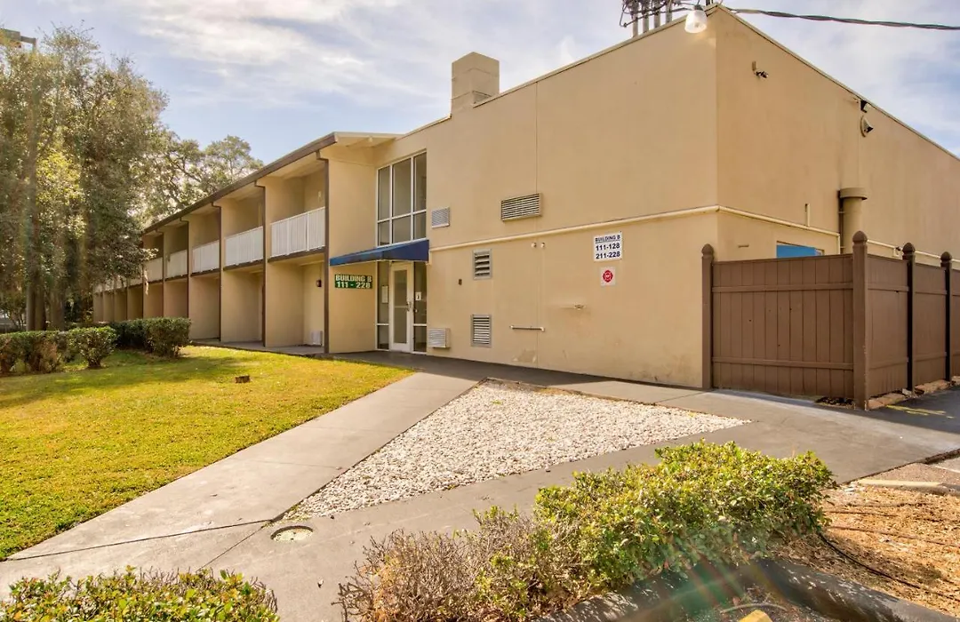 Clearwater Hotel-1
