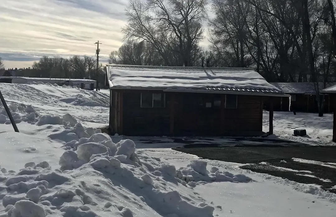 Elkhorn Lodge-1
