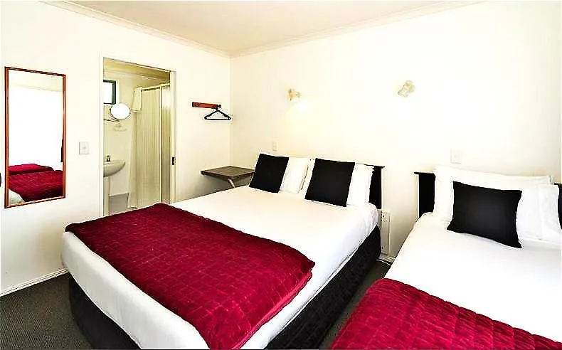 Accolade Lodge Motel-1