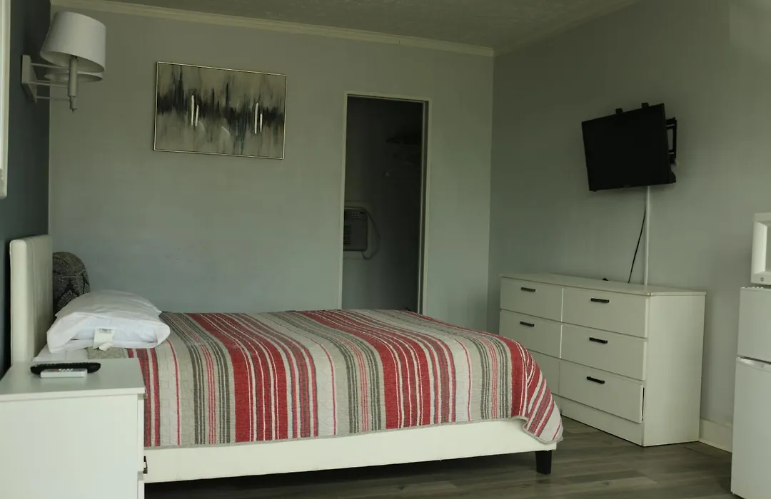 Travel Inn Fort Pierce-1