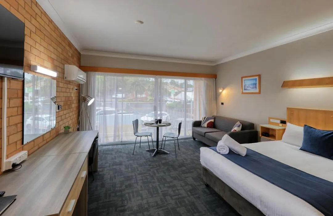Court Street Motel-1