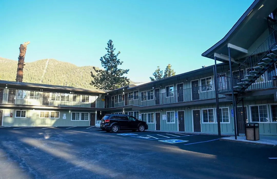 Budget Inn At The Heavenly Gondola-1