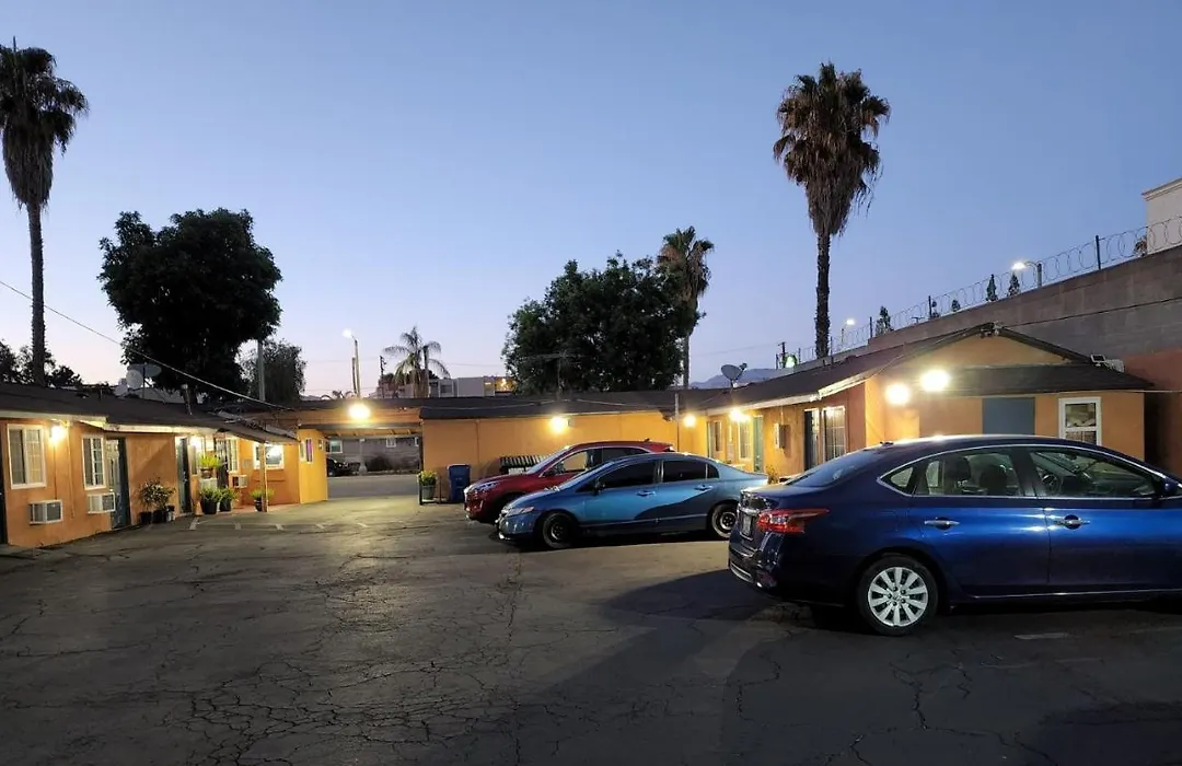 Day N Night Inn - Near Universal Studios Hollywood-1