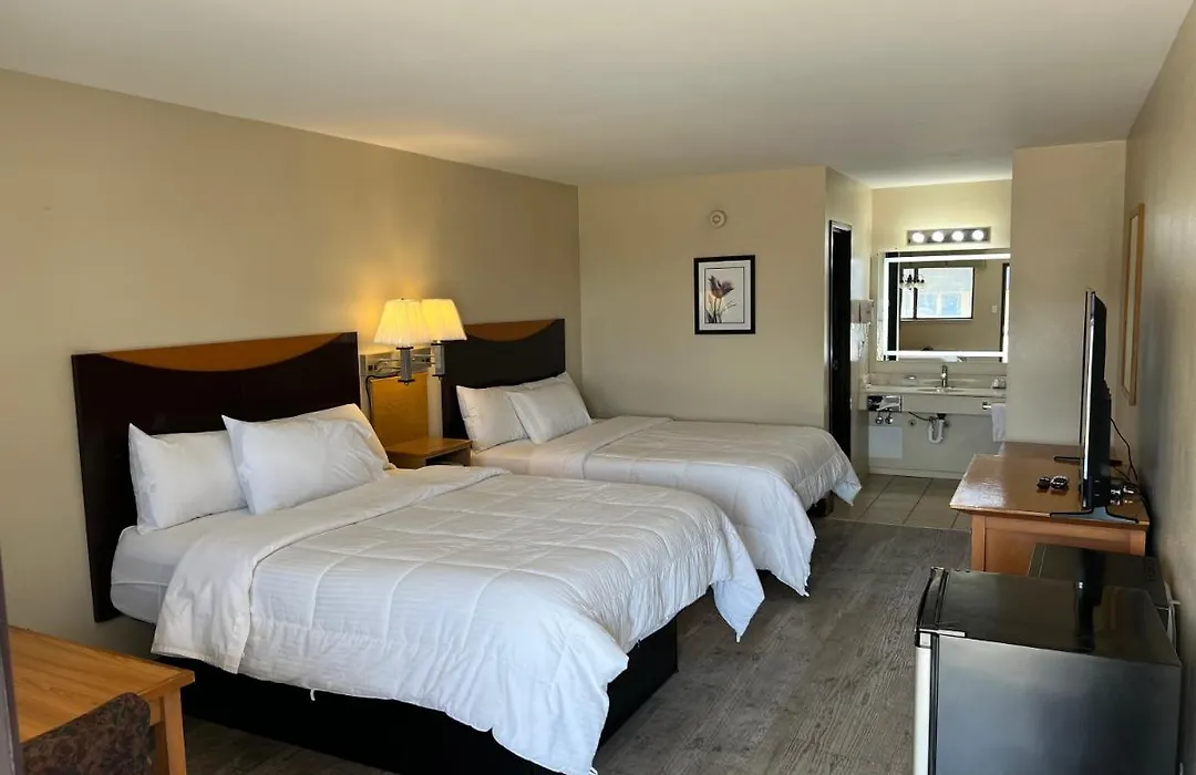 Four Winds Motel & Rv Park-1