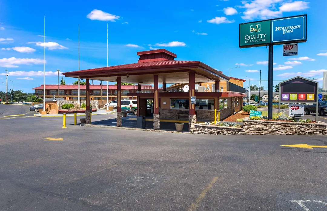 Quality Inn & Suites Airport-1
