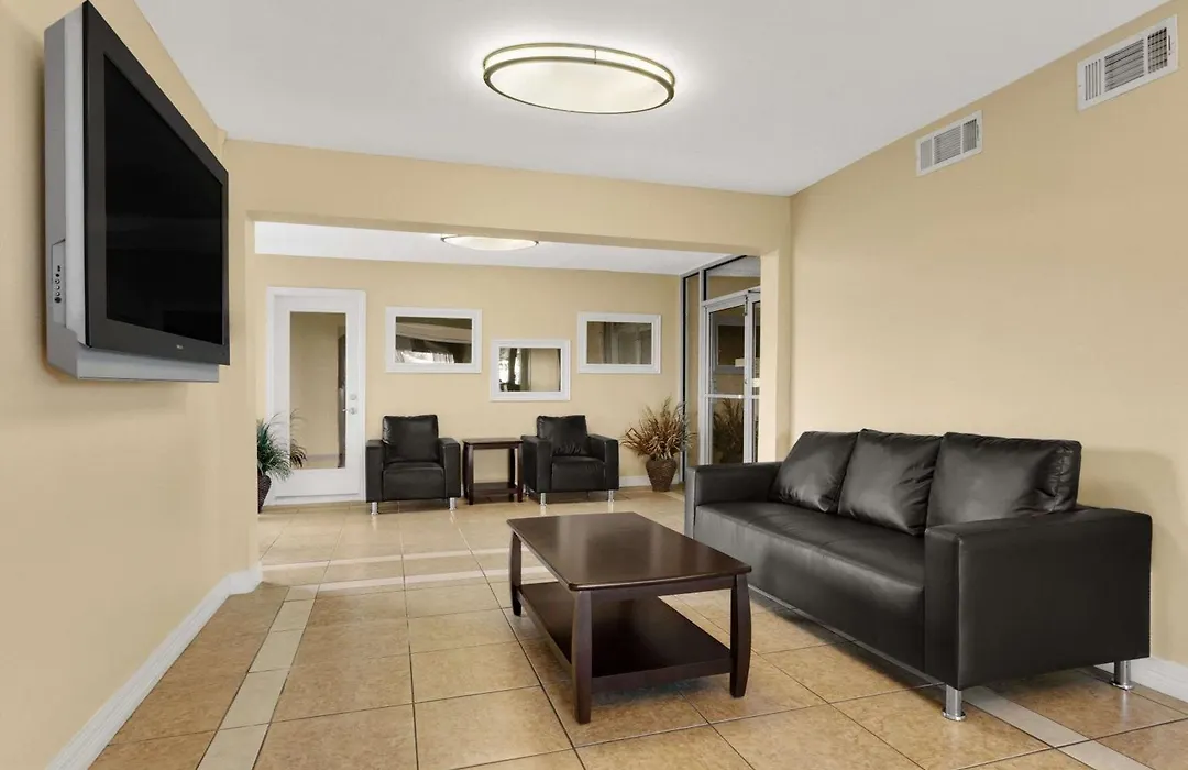 Super 8 By Wyndham Fort Worth Tx-1