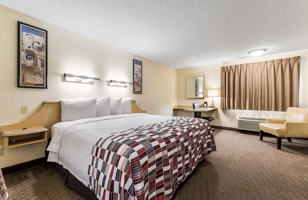 Red Roof Inn Cleveland Airport - Middleburg Heights-1
