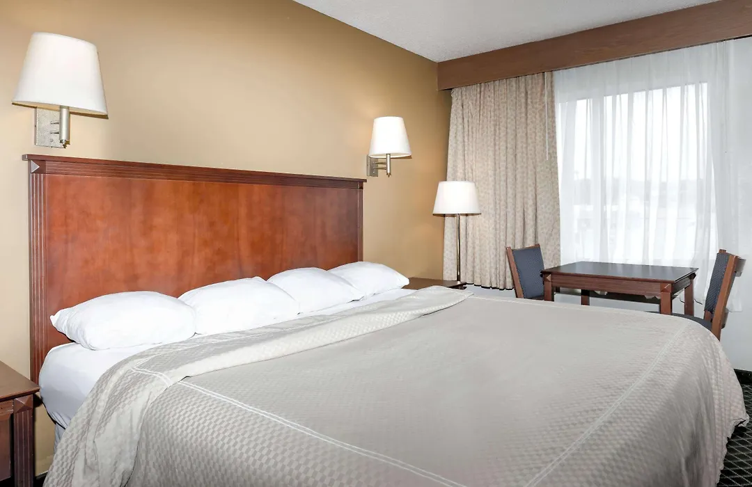 Travelodge By Wyndham Pelham Birmingham-1
