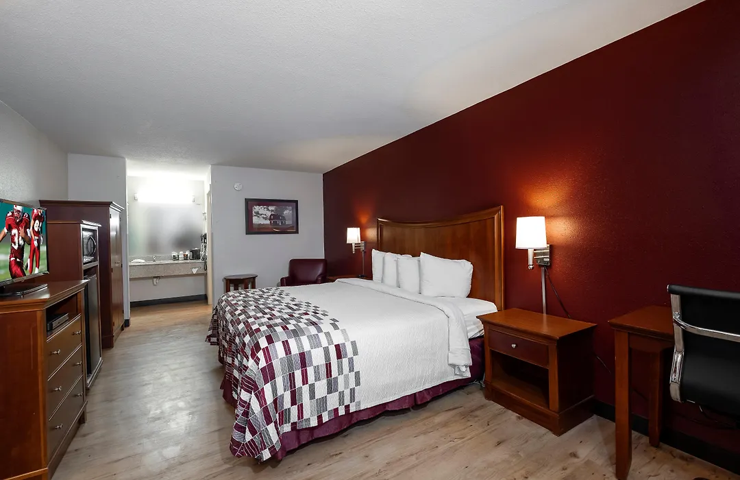 Red Roof Inn Dothan-1
