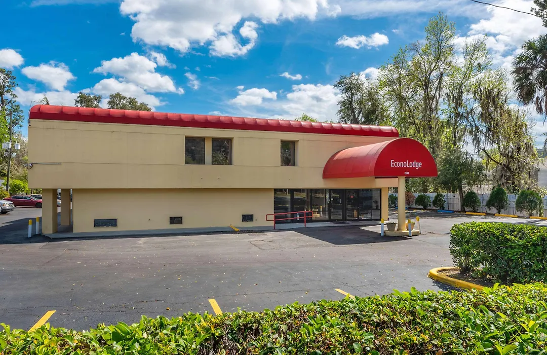 Econo Lodge University-1