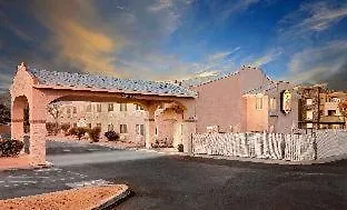 Super 8 By Wyndham Yucca Val/Joshua Tree Nat Pk Area-1