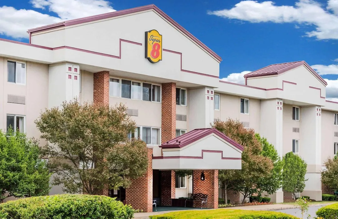 Super 8 By Wyndham State College-1
