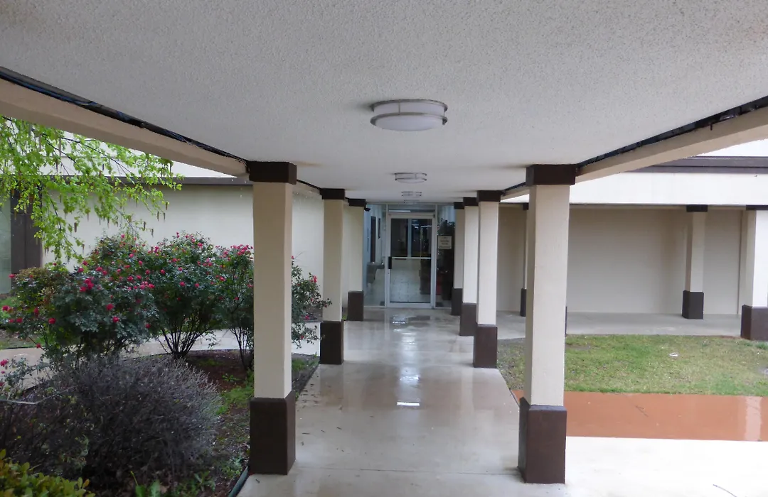 Horizon Inn & Suites-1