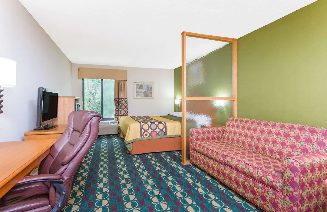 Super 8 By Wyndham Spartanburg/I-26 Exit 22-1