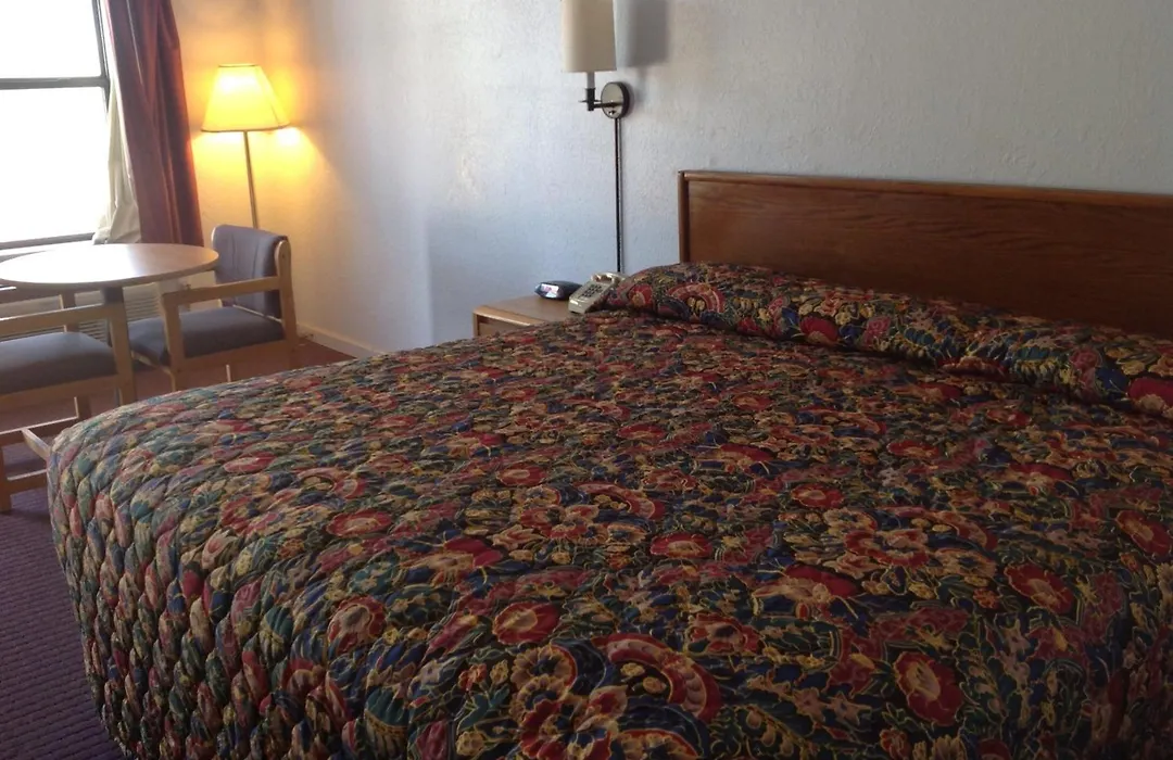 Knights Inn Muskogee-1