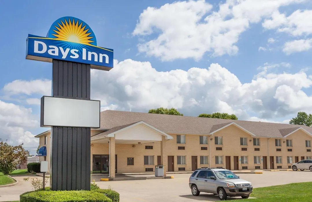 Days Inn By Wyndham Charleston-1