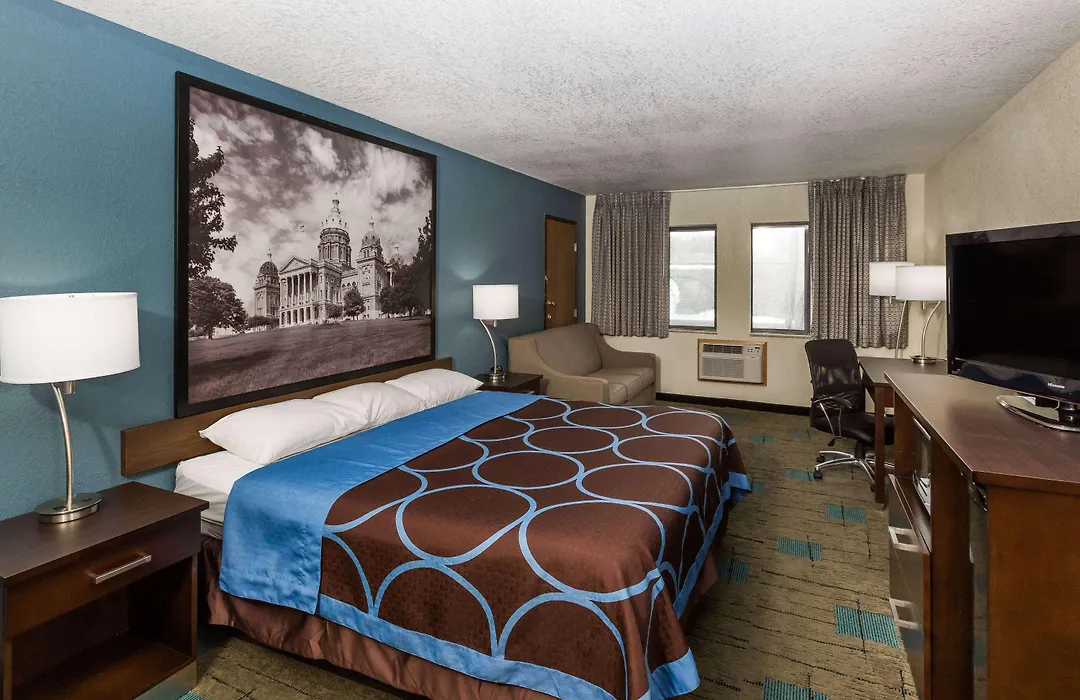 Super 8 By Wyndham Urbandale/Des Moines Area-1