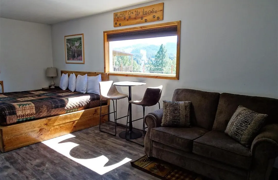 Eagle'S Nest Motel-1