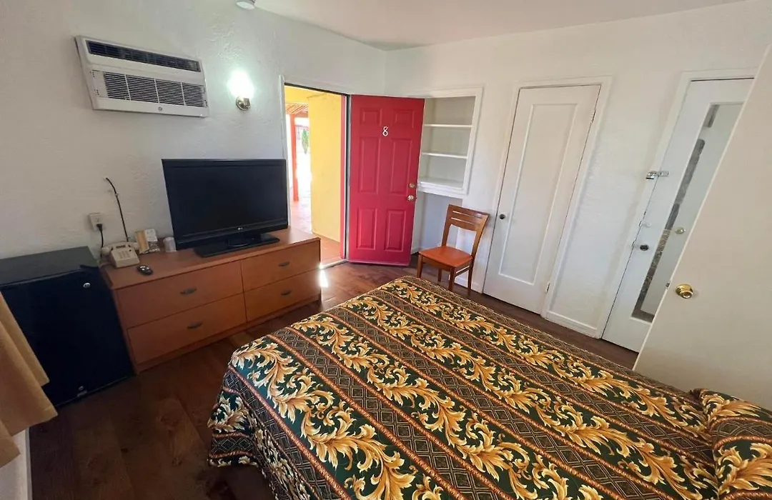 Quail Inn Motel-1