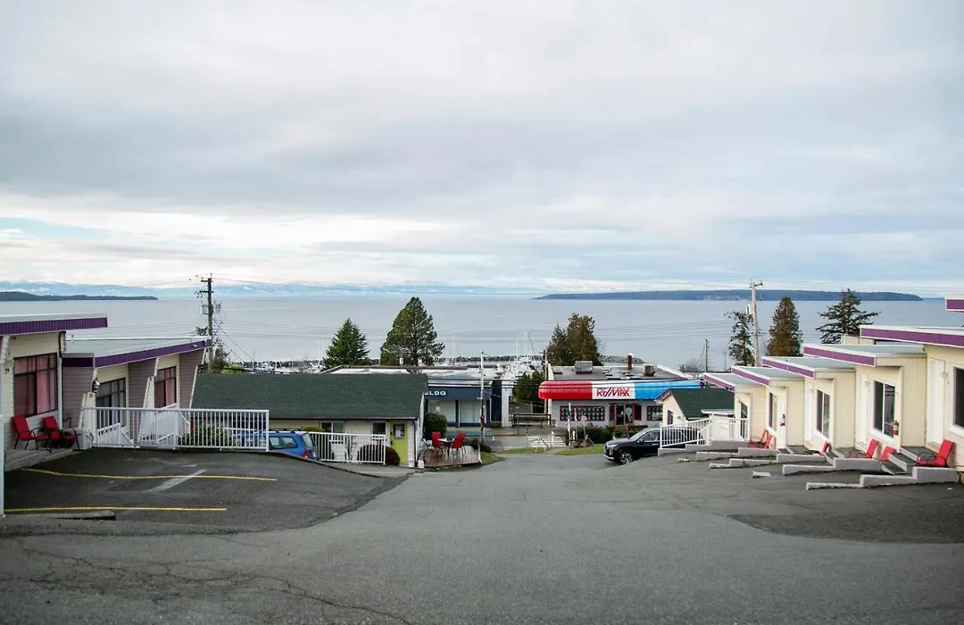 Westview Centre Motel Ltd-1