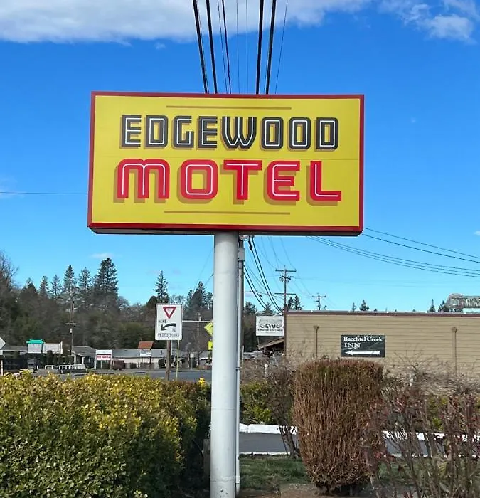 Edgewood Motel-1