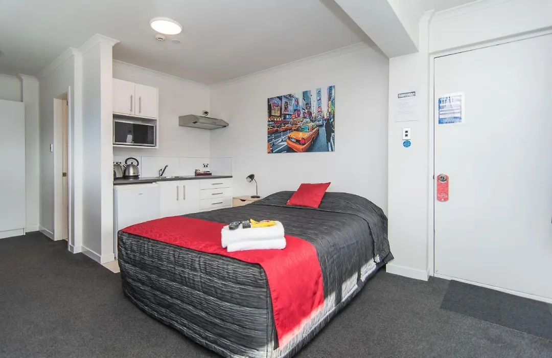 The Hibernian Studio Apartments - 4 Latter Street-1