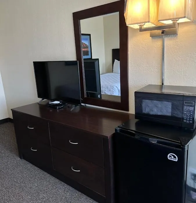 Ambassador Inn "Weekly Rate Available"-1