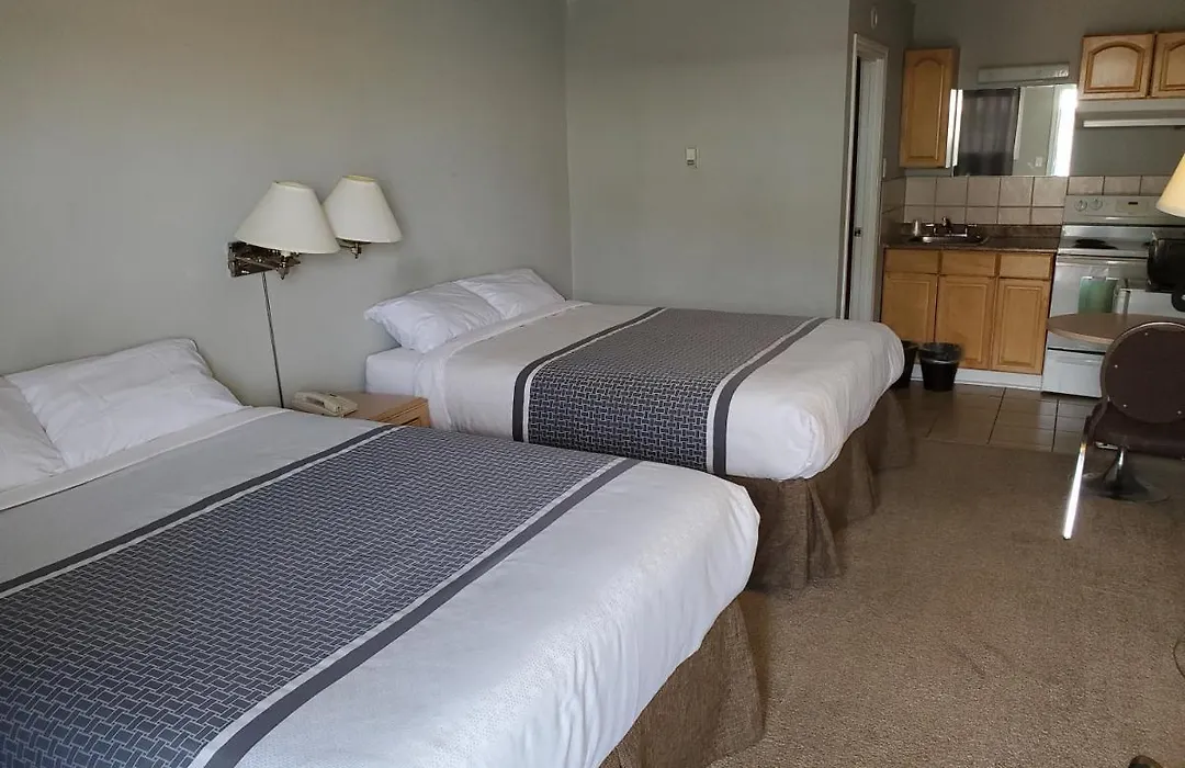 Wild Rose Country Inn-1