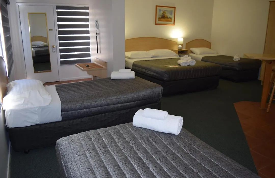 Warwick Vines Motel-1