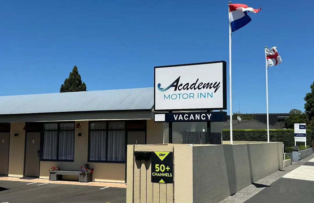Academy Motor Inn-1