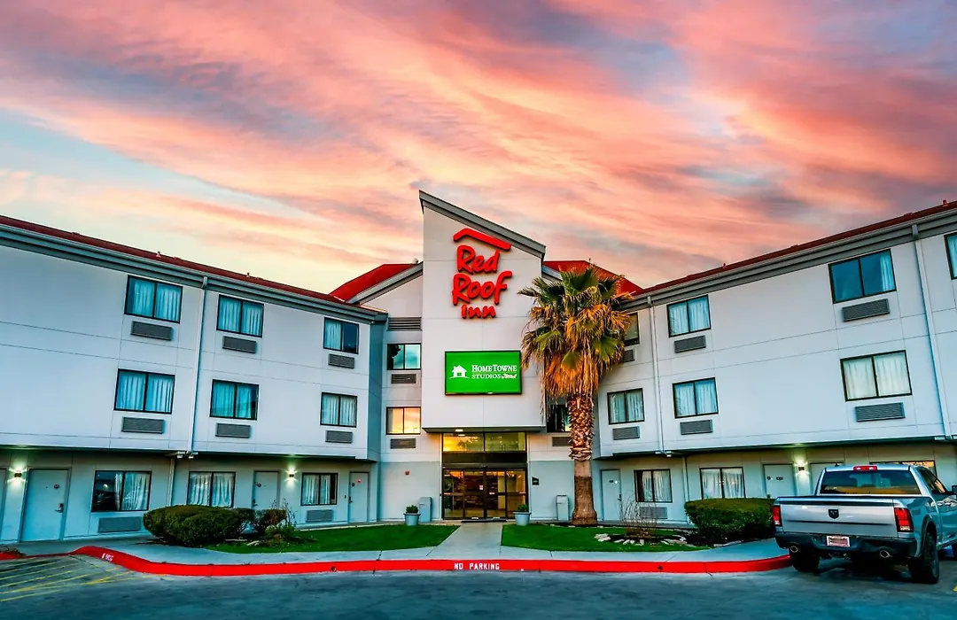 Hometowne Studios By Red Roof San Antonio - Seaworld Northwest-1
