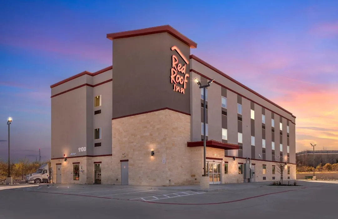 Red Roof Inn Hutchins-1