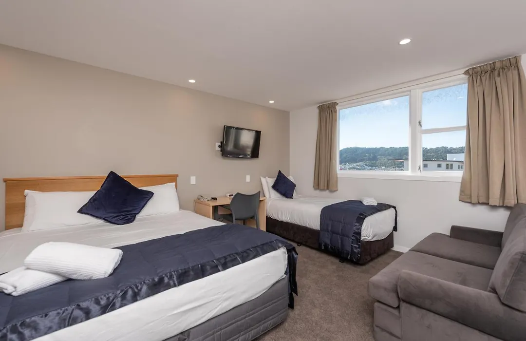 Capital View Motor Inn - Free Parking-1